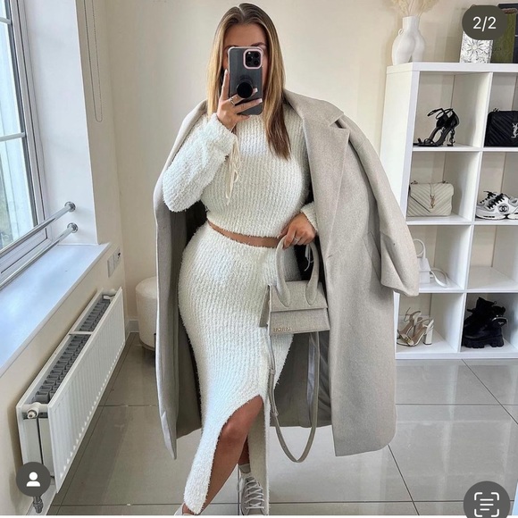 Zara 2-Piece Faux Fur Sweatshirt and Skirt - Picture 8 of 16